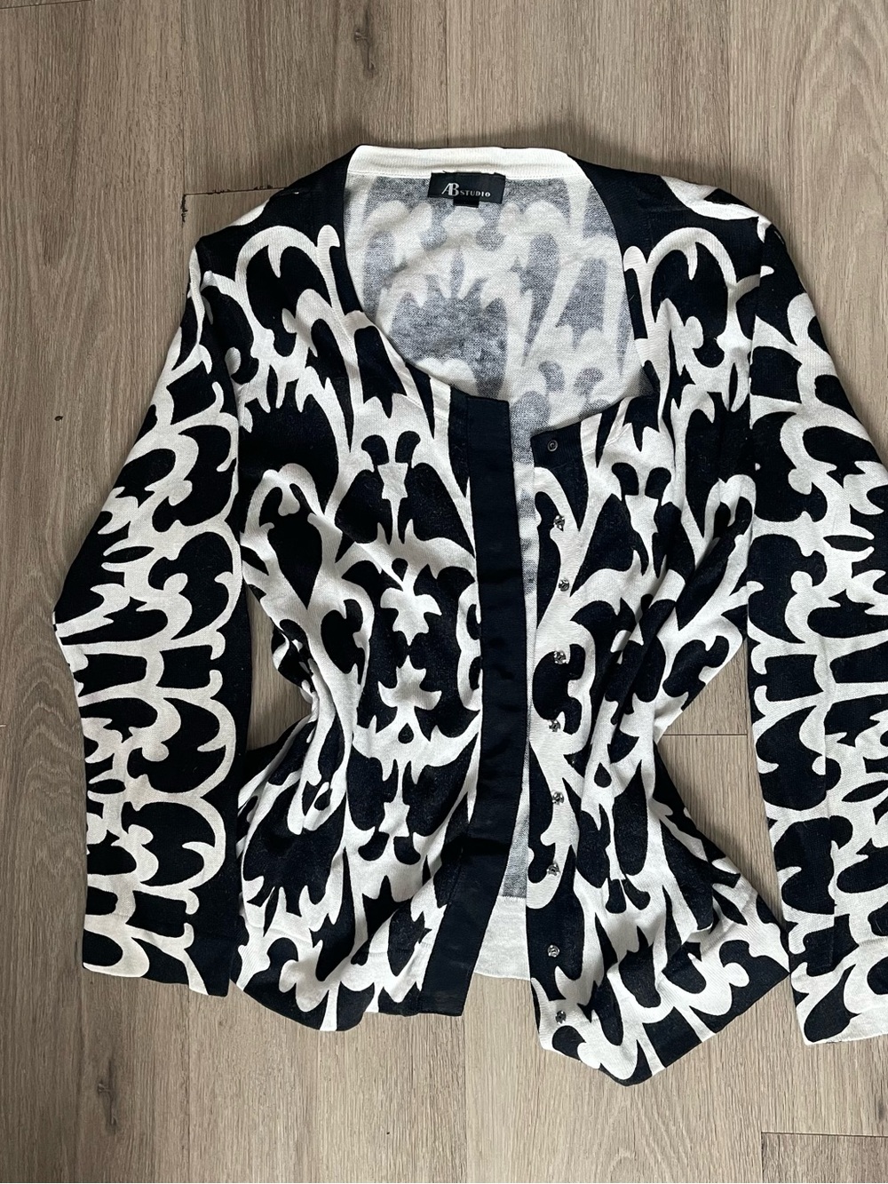 AB Studio Black & White Ornate Pattern Cardigan